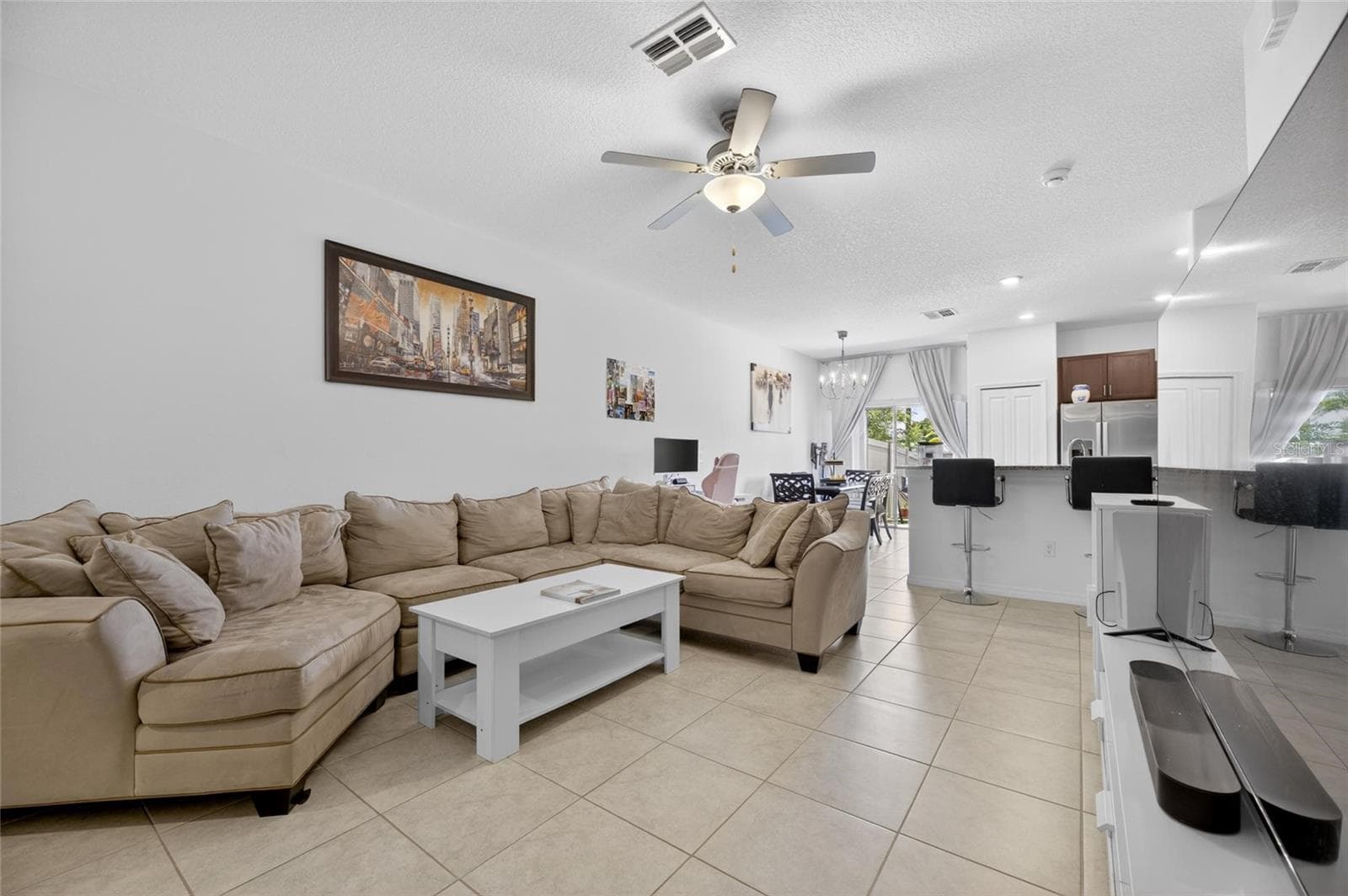 Townhouse at 5084 FORUM BLVD, HOLIDAY, photo 12 of 61