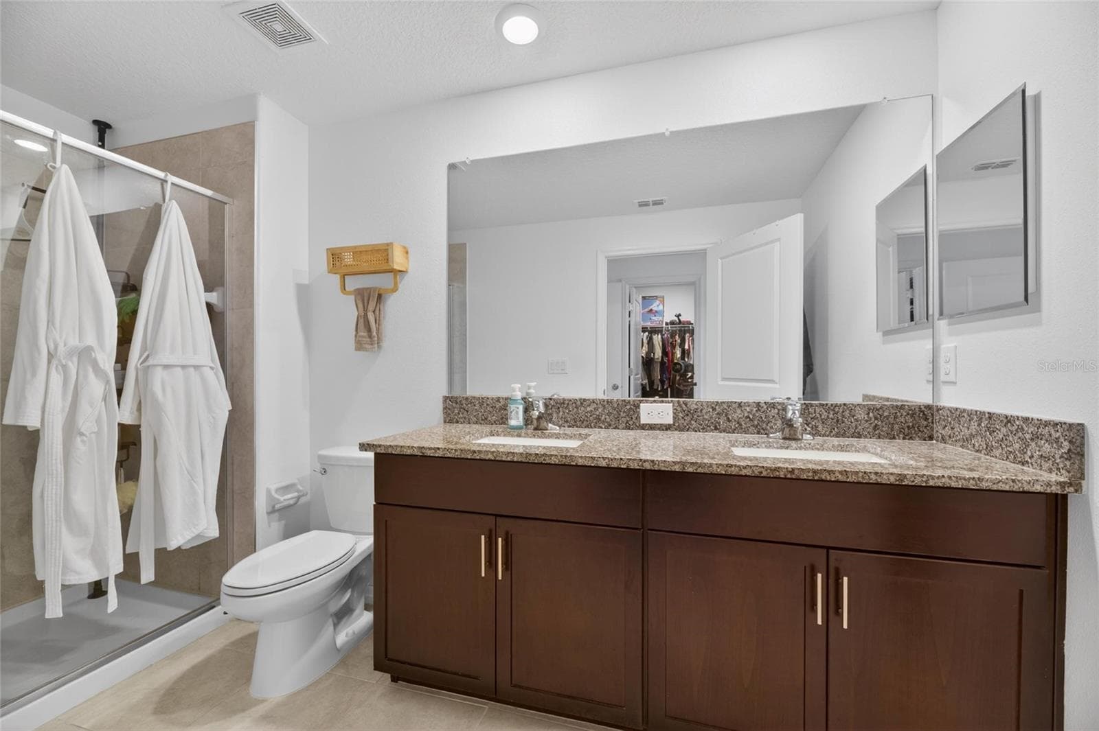 Primary Bathroom - 5084 FORUM BLVD, HOLIDAY