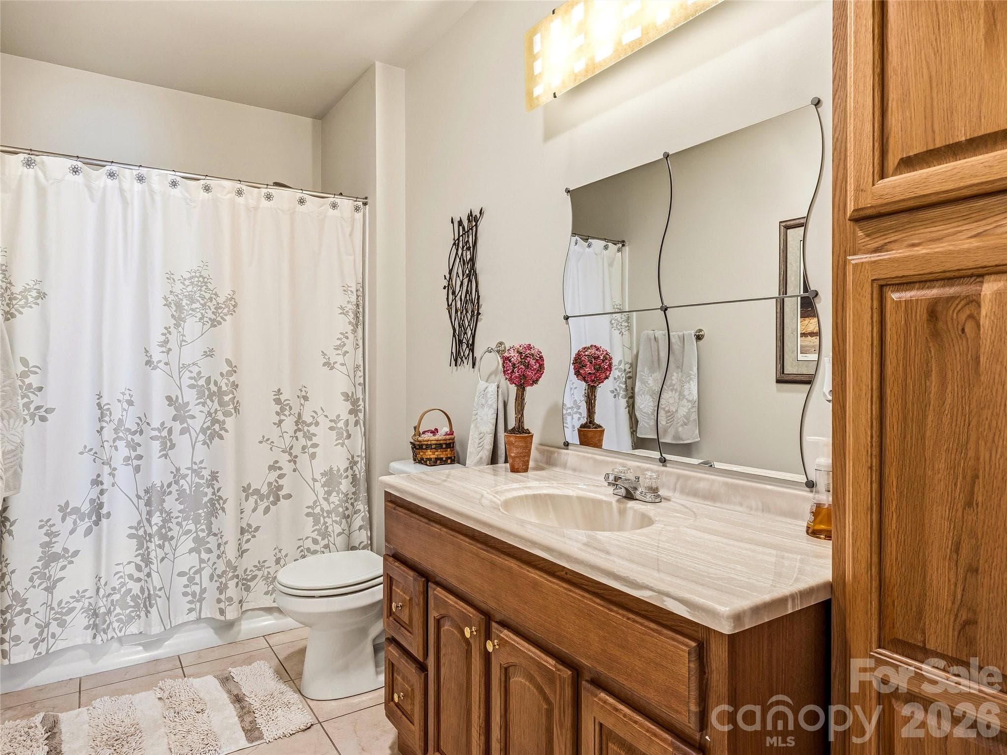 Single Family Residence at 24 Sunnie Rae Lane, Candler, photo 26 of 46