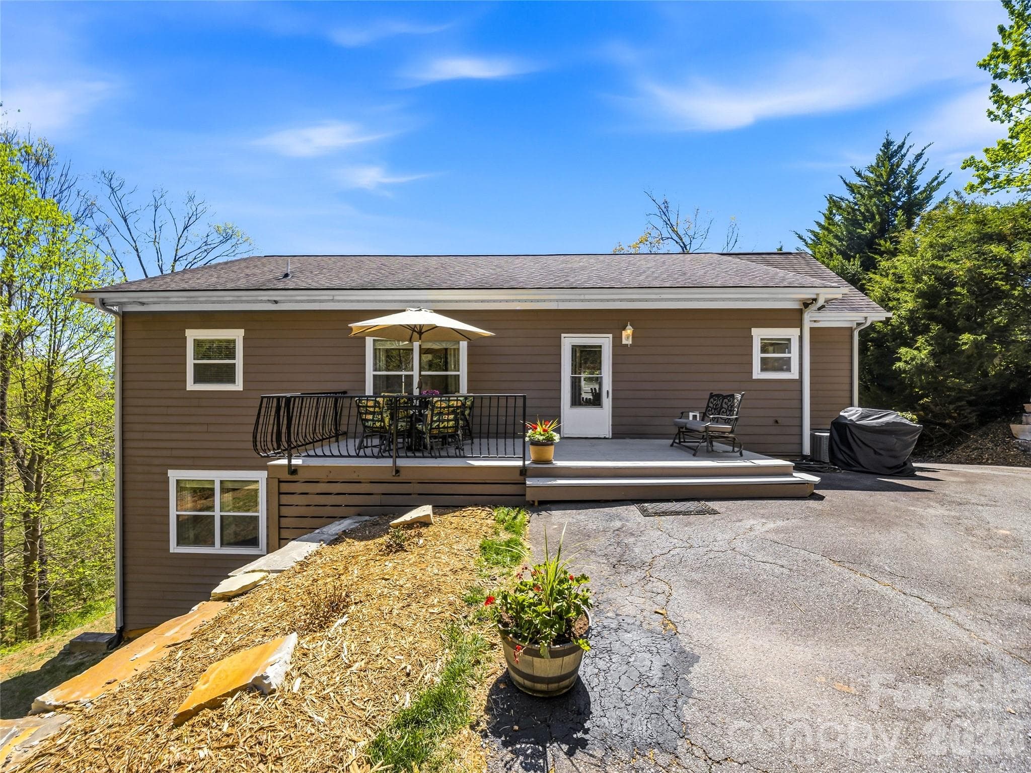 Single Family Residence at 24 Sunnie Rae Lane, Candler, photo 34 of 46