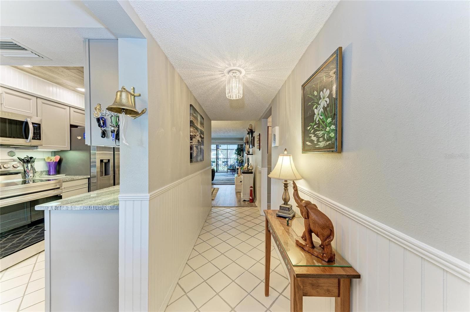 Condominium at 625 30TH AVE W #G203, BRADENTON, photo 8 of 54