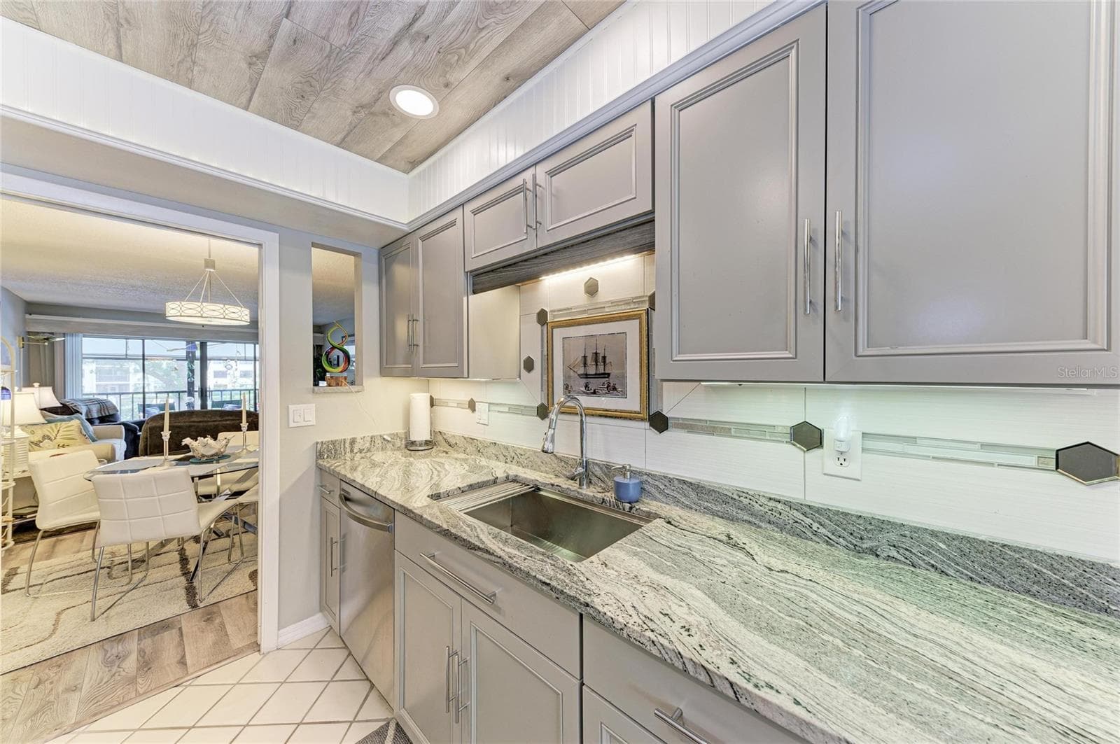 Condominium at 625 30TH AVE W #G203, BRADENTON, photo 17 of 54