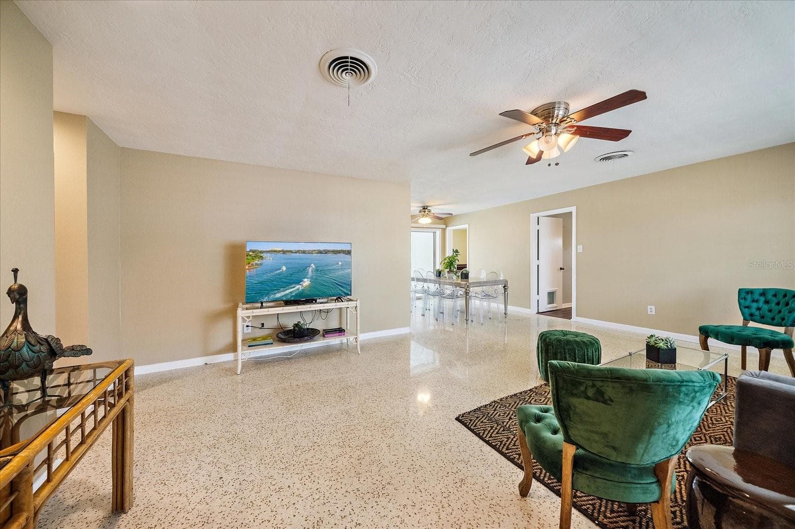 Single Family Residence at 2534 WANETA DR, SARASOTA, photo 7 of 28