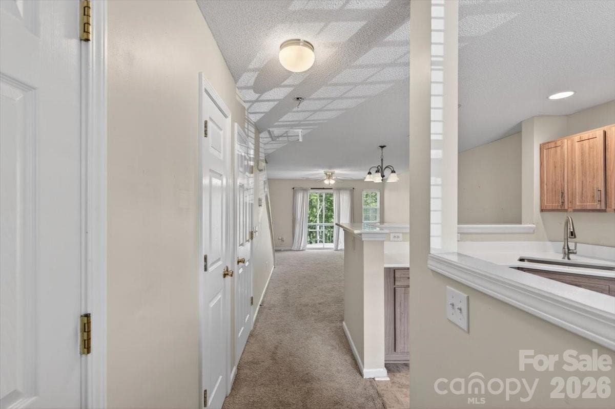 Townhouse at Charlotte, photo 10 of 39