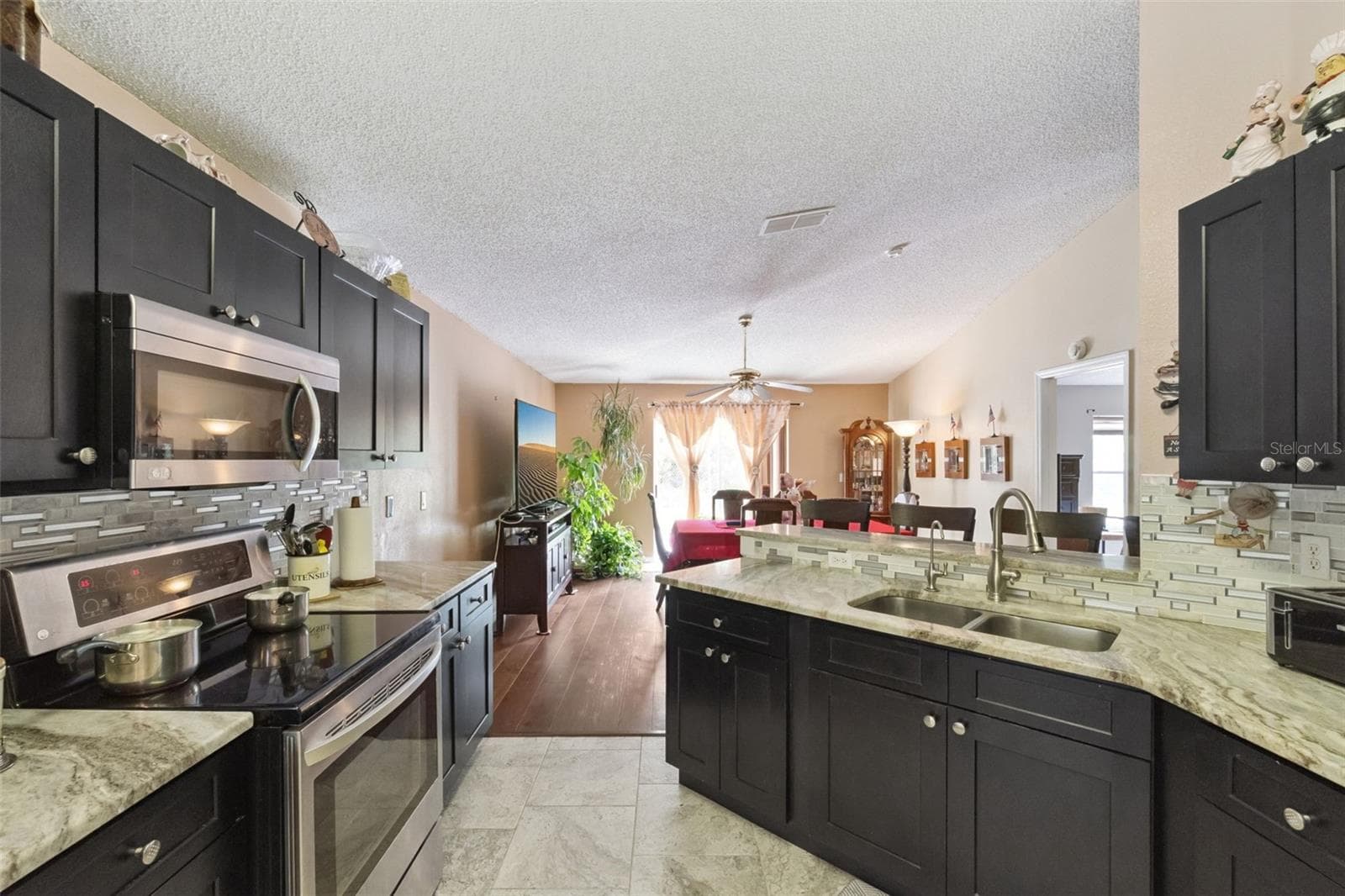 Single Family Residence at 1504 FORT MEADE PL, KISSIMMEE, photo 6 of 19
