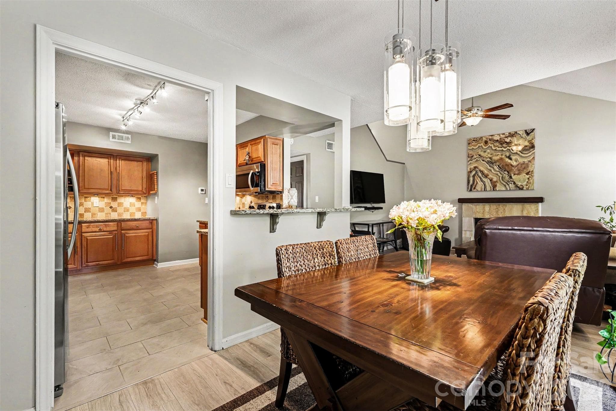 Condominium at Carmel Chace, Charlotte, photo 10 of 28