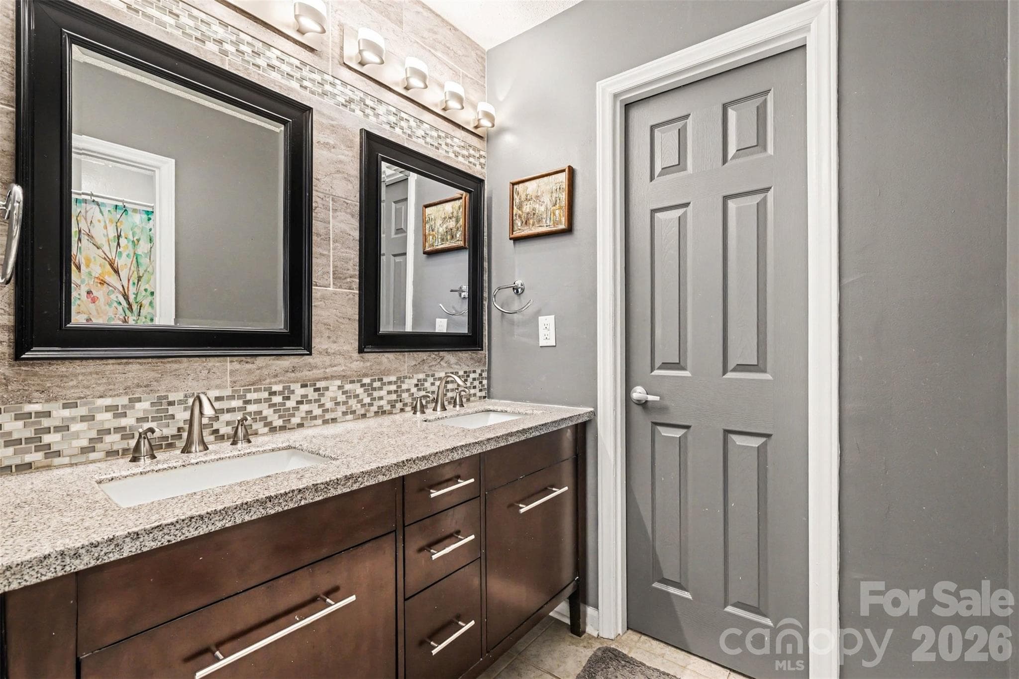 Condominium at Carmel Chace, Charlotte, photo 16 of 28