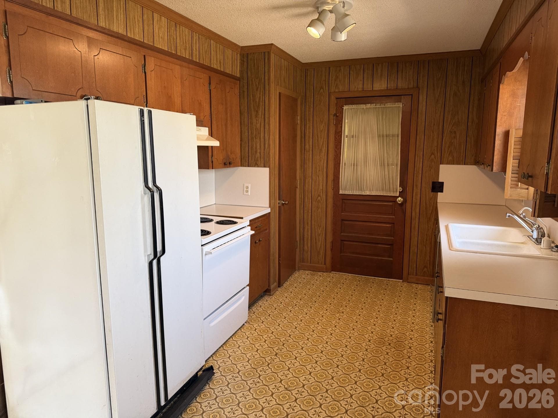 Single Family Residence at Albemarle, photo 15 of 15