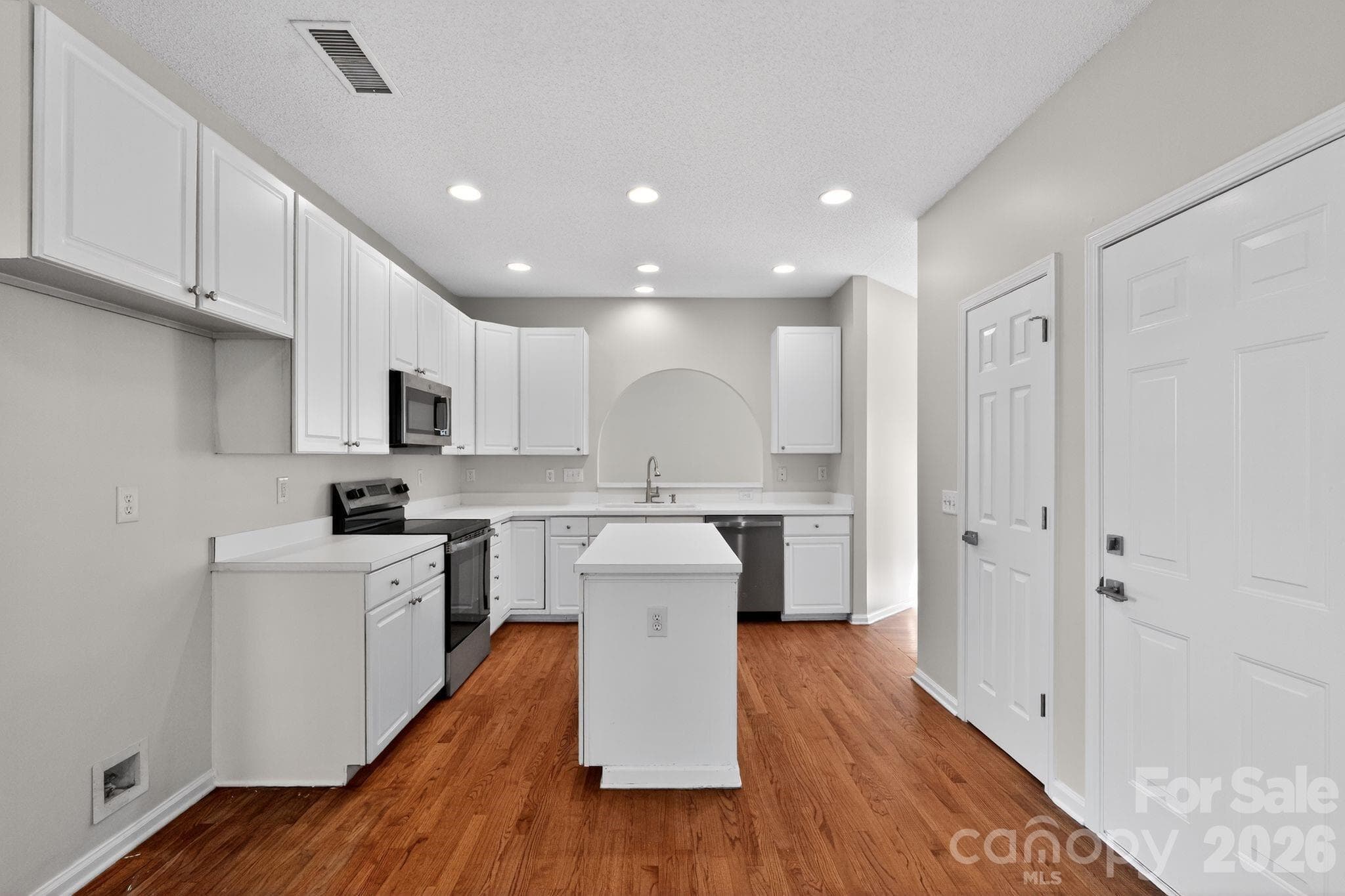 Single Family Residence at Charlotte, photo 8 of 21