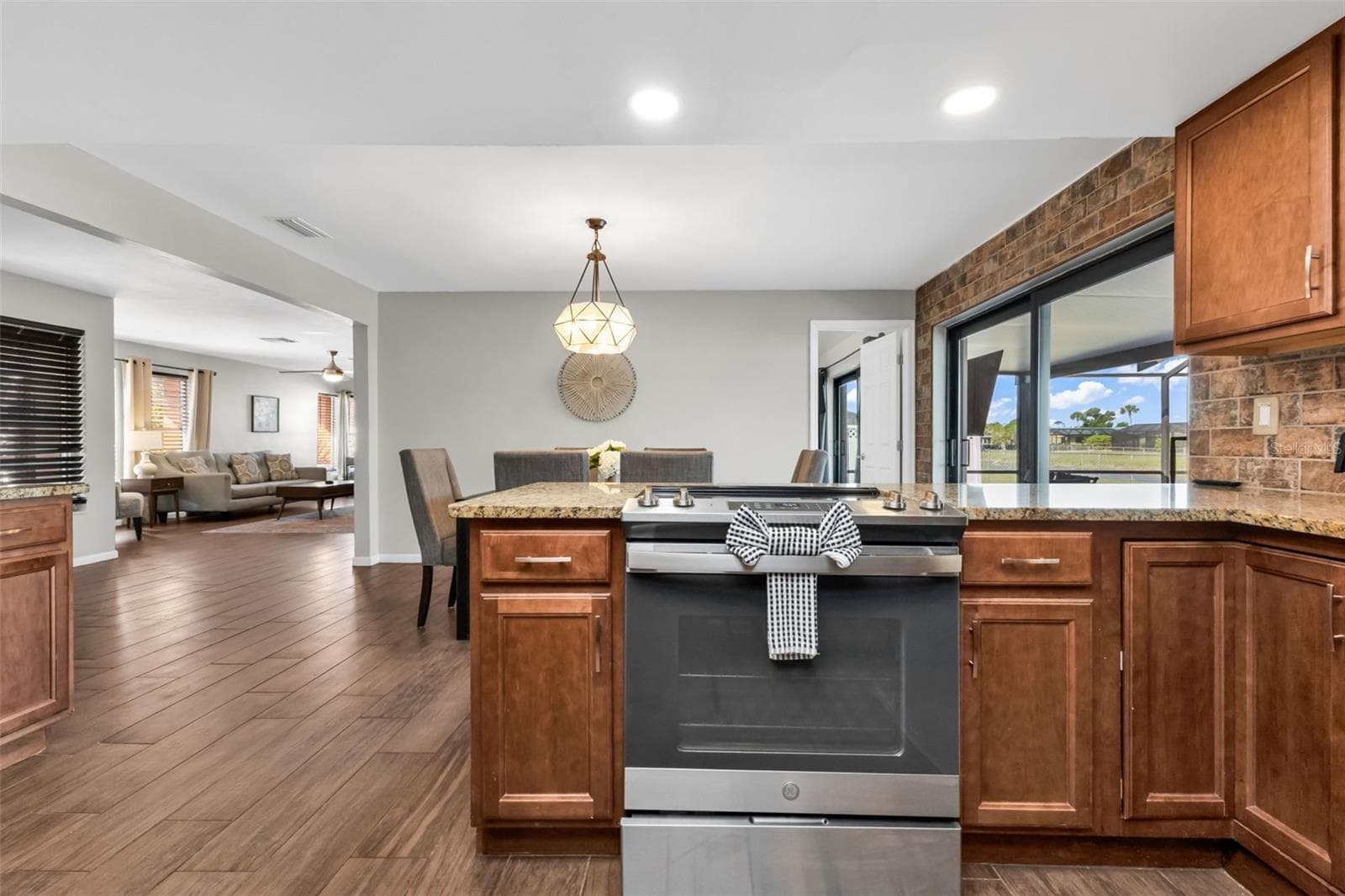 Single Family Residence at 18 ANNAPOLIS LN, ROTONDA WEST, photo 16 of 54