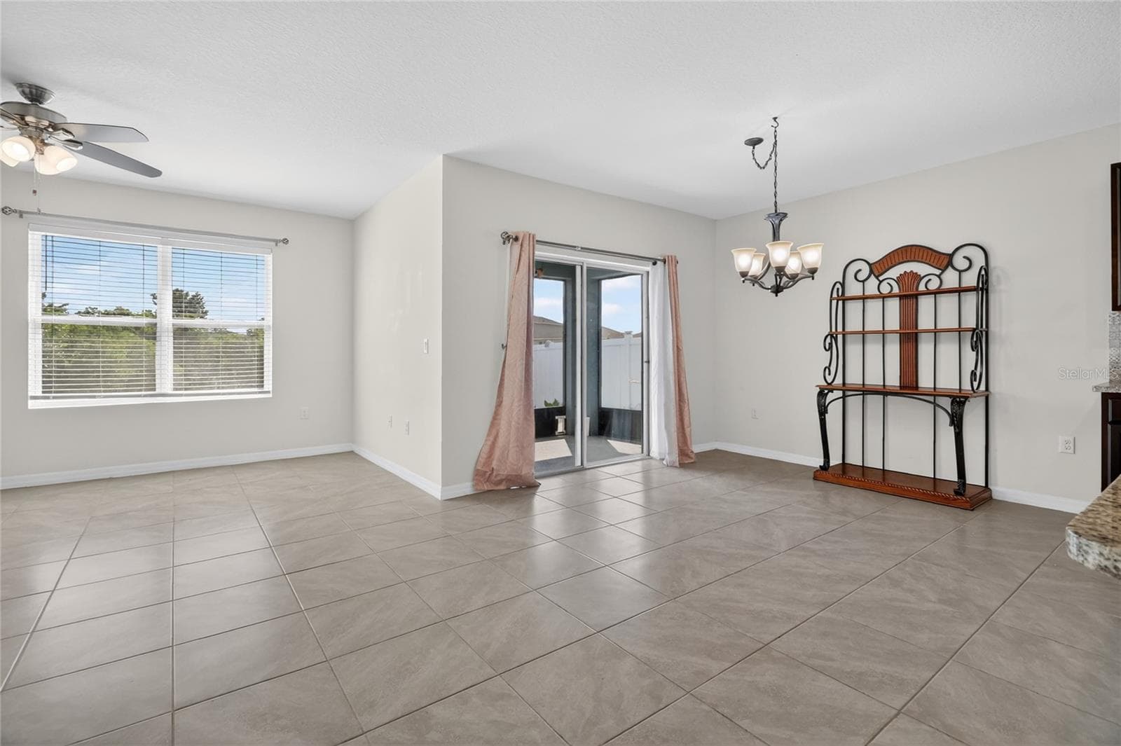 Single Family Residence at 2658 GRANDBURY GROVE RD, LAKELAND, photo 20 of 34