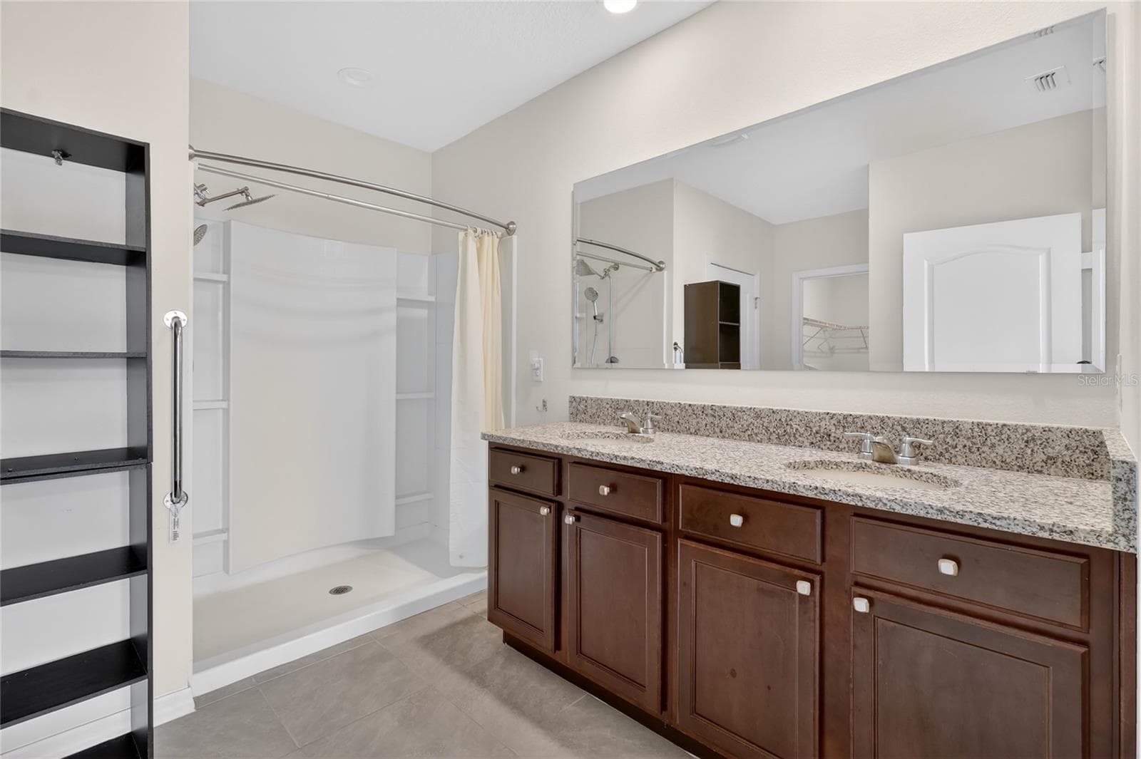 Single Family Residence at 2658 GRANDBURY GROVE RD, LAKELAND, photo 28 of 34