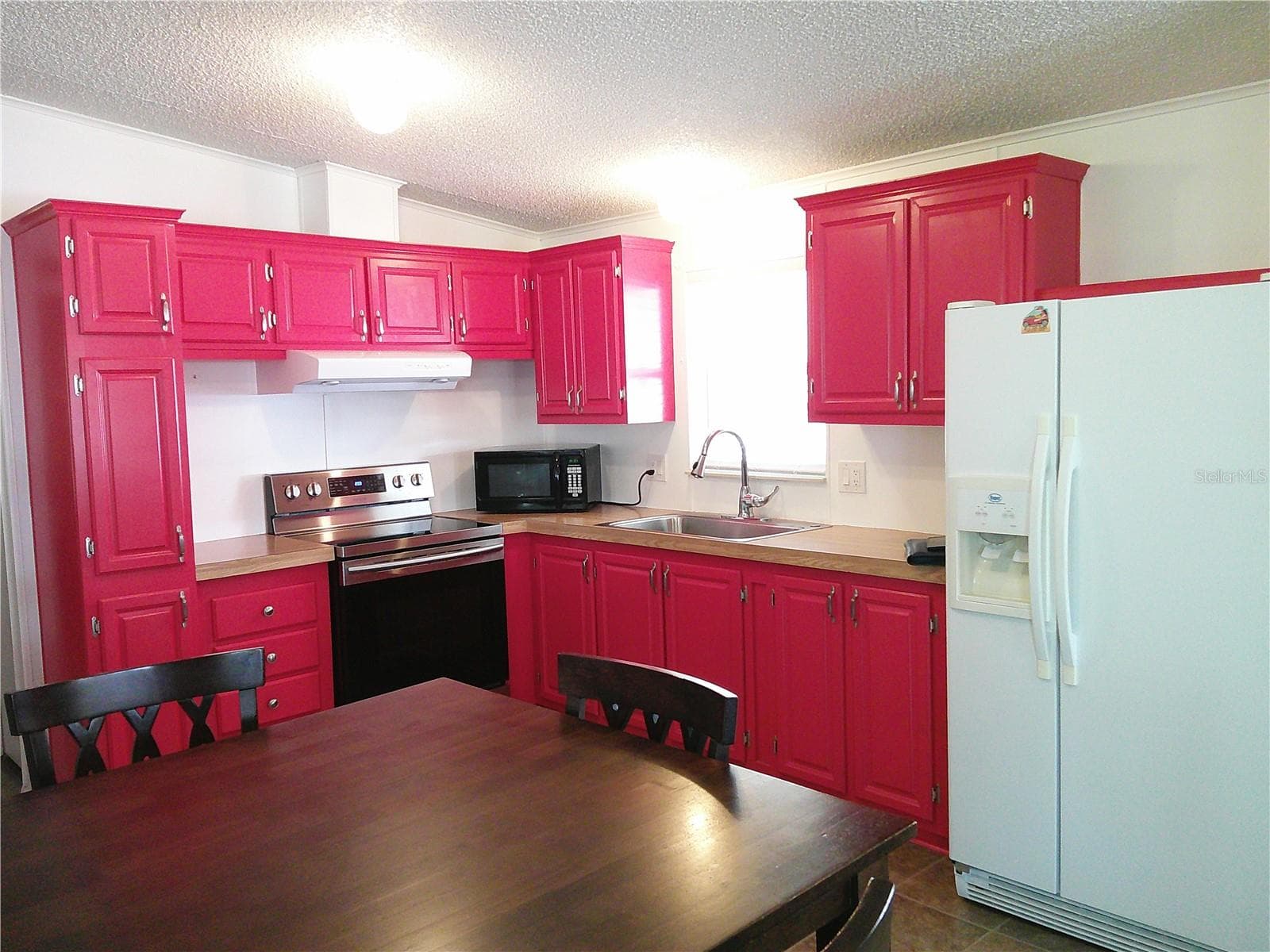 Manufactured Home at 3205 HICKORY DR, WESLEY CHAPEL, photo 9 of 45
