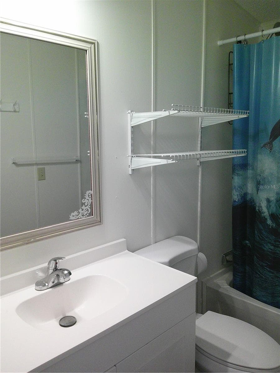 Manufactured Home at 3205 HICKORY DR, WESLEY CHAPEL, photo 14 of 45