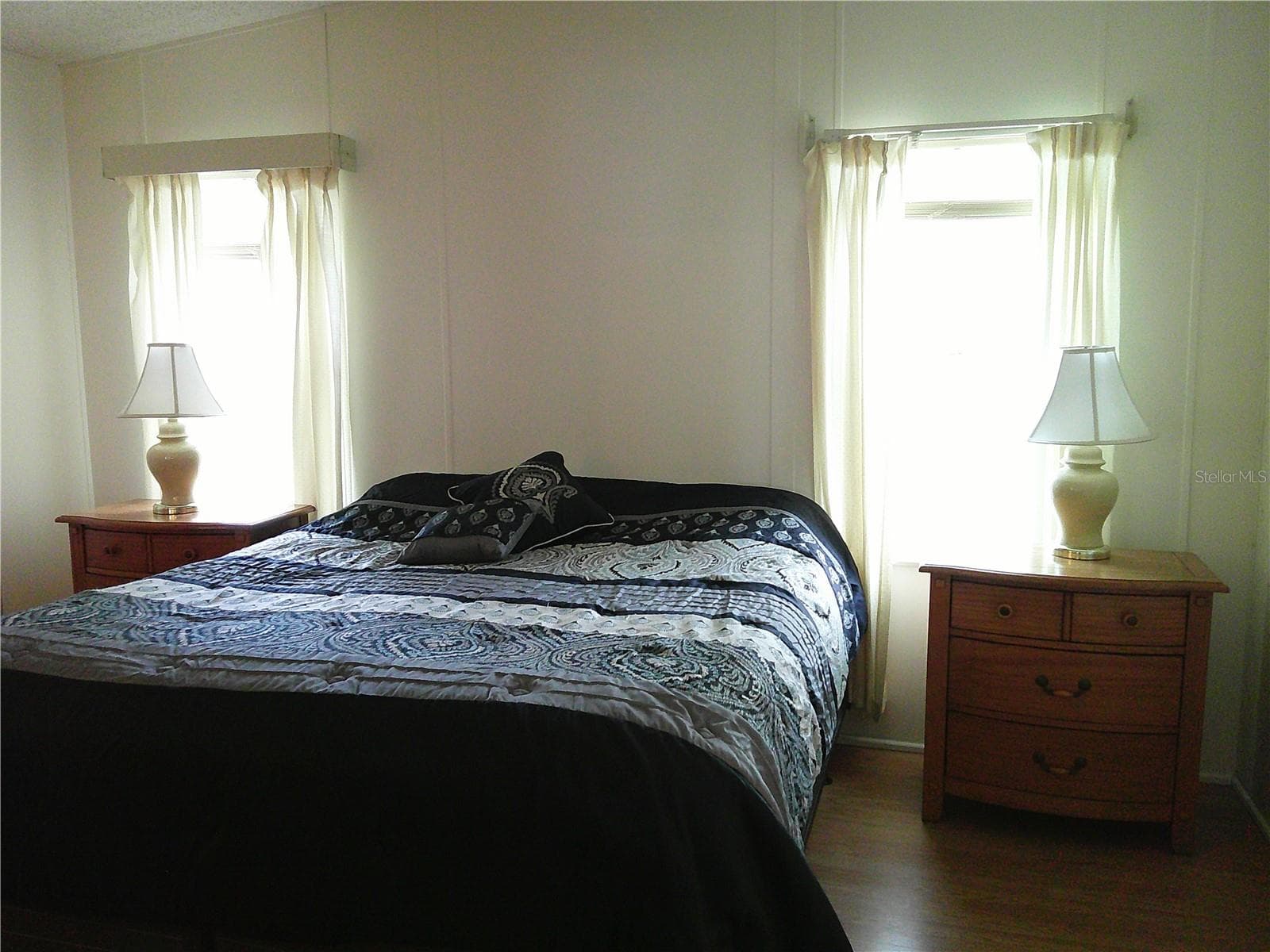 Manufactured Home at 3205 HICKORY DR, WESLEY CHAPEL, photo 18 of 45