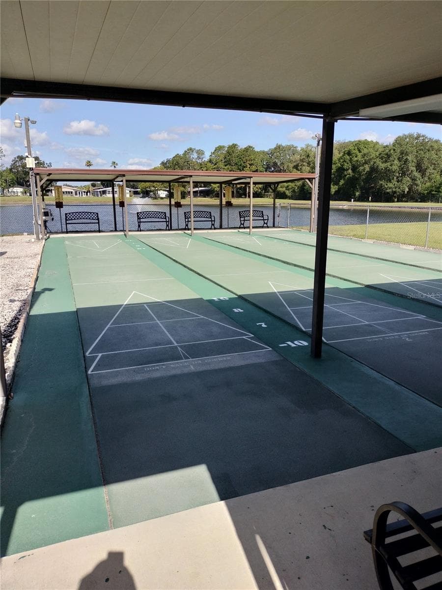 Manufactured Home at 3205 HICKORY DR, WESLEY CHAPEL, photo 41 of 45