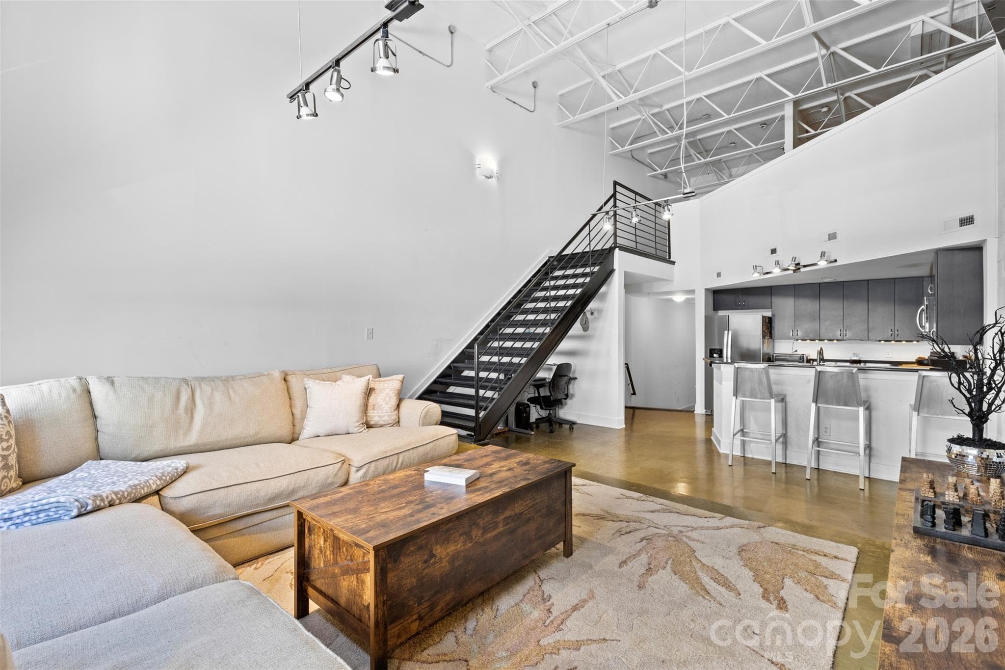 Condominium at Charlotte, photo 3 of 27