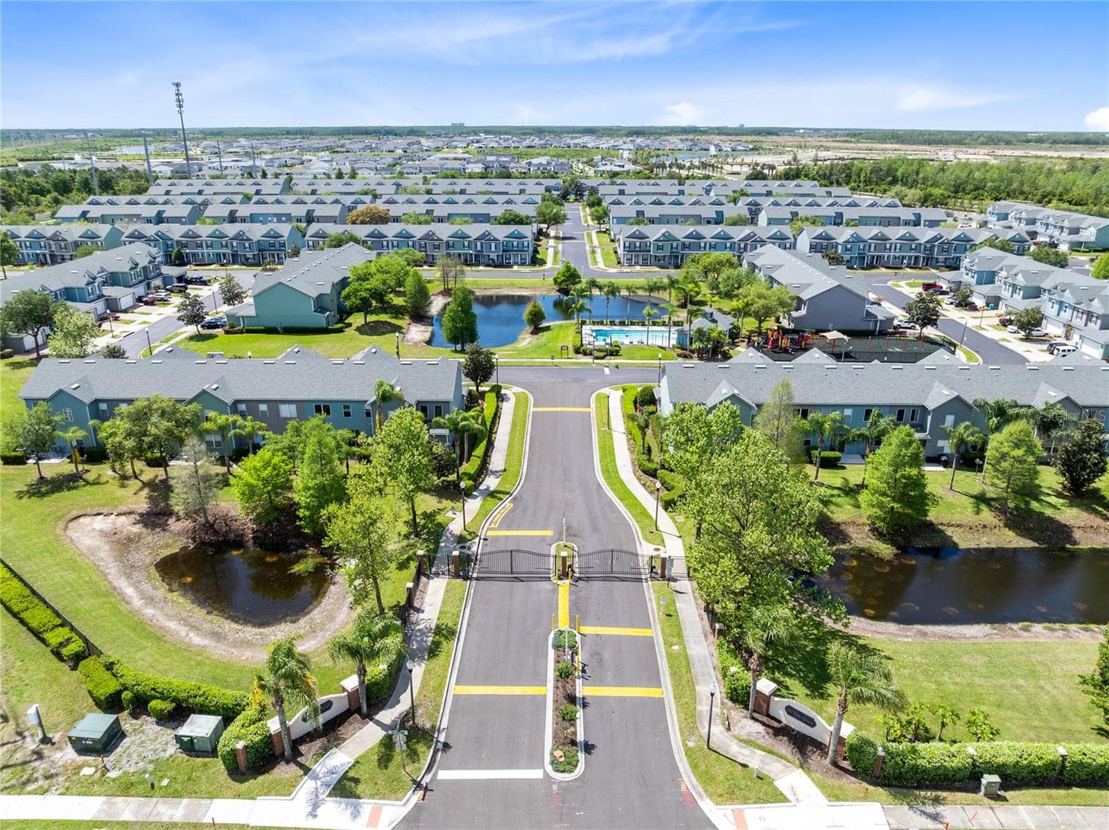 Amenities. - 6187 CHAPLEDALE DR, ORLANDO