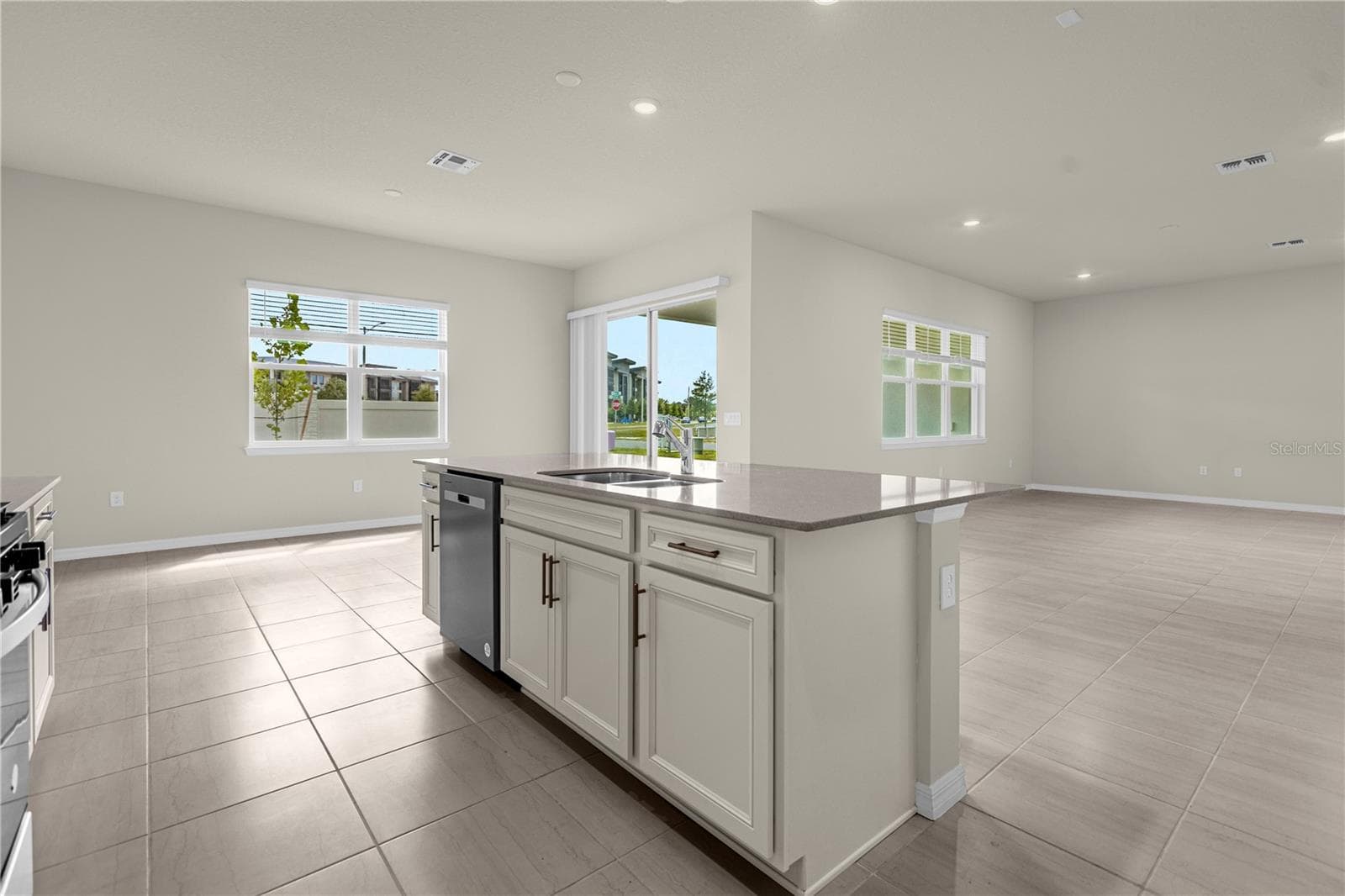 Single Family Residence at 10411 PARK ESTATES AVENUE, ORLANDO, photo 17 of 48
