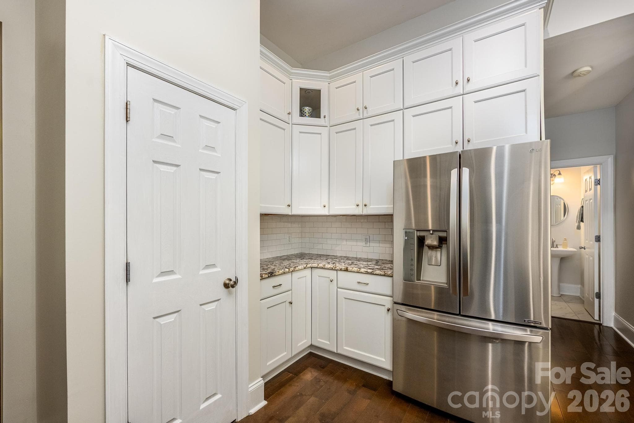 Kitchen w/Custom Cabinets & Pantry - Denver