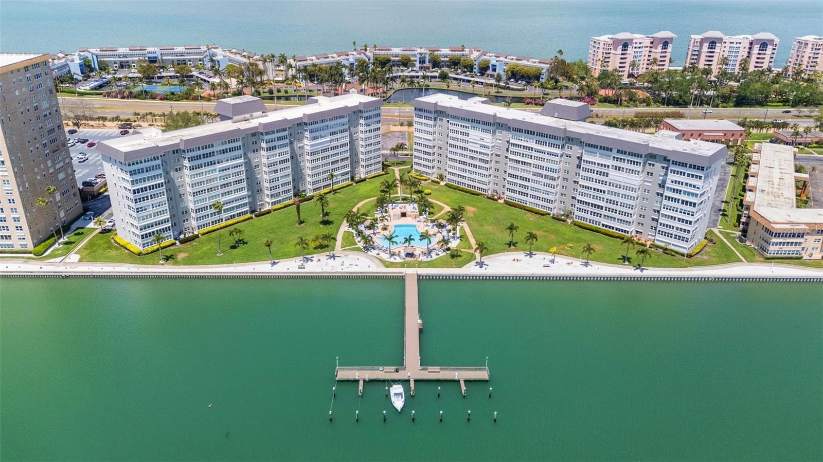 Condominium at 5130 BRITTANY DR S #505, ST PETERSBURG, photo 35 of 70