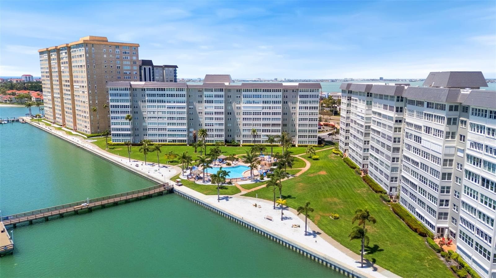 Condominium at 5130 BRITTANY DR S #505, ST PETERSBURG, photo 39 of 70