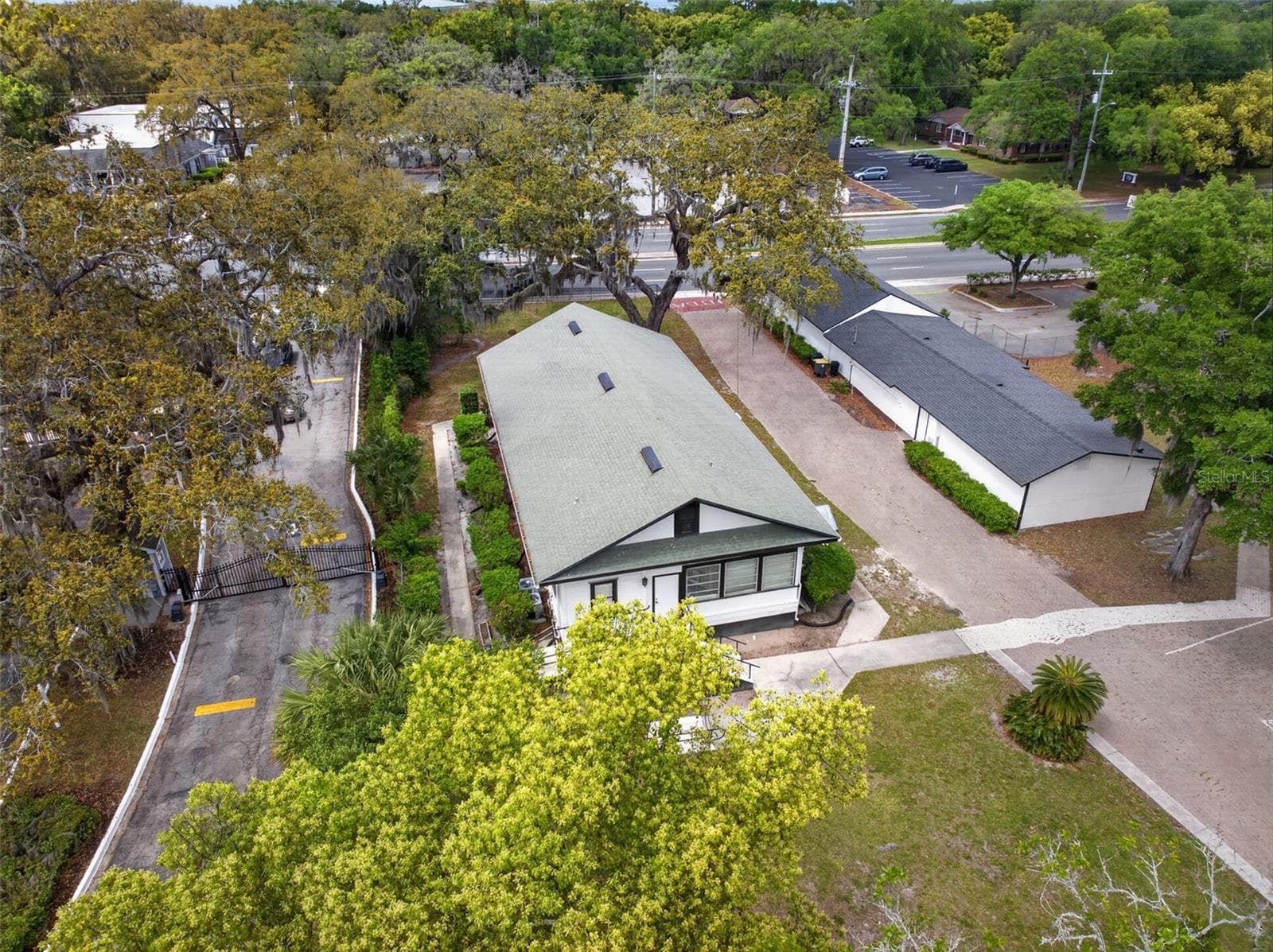 Business at 4004 ATLANTIC BLVD, JACKSONVILLE, photo 6 of 47