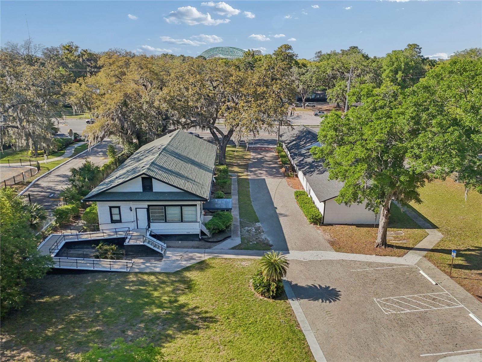 Business at 4004 ATLANTIC BLVD, JACKSONVILLE, photo 11 of 47