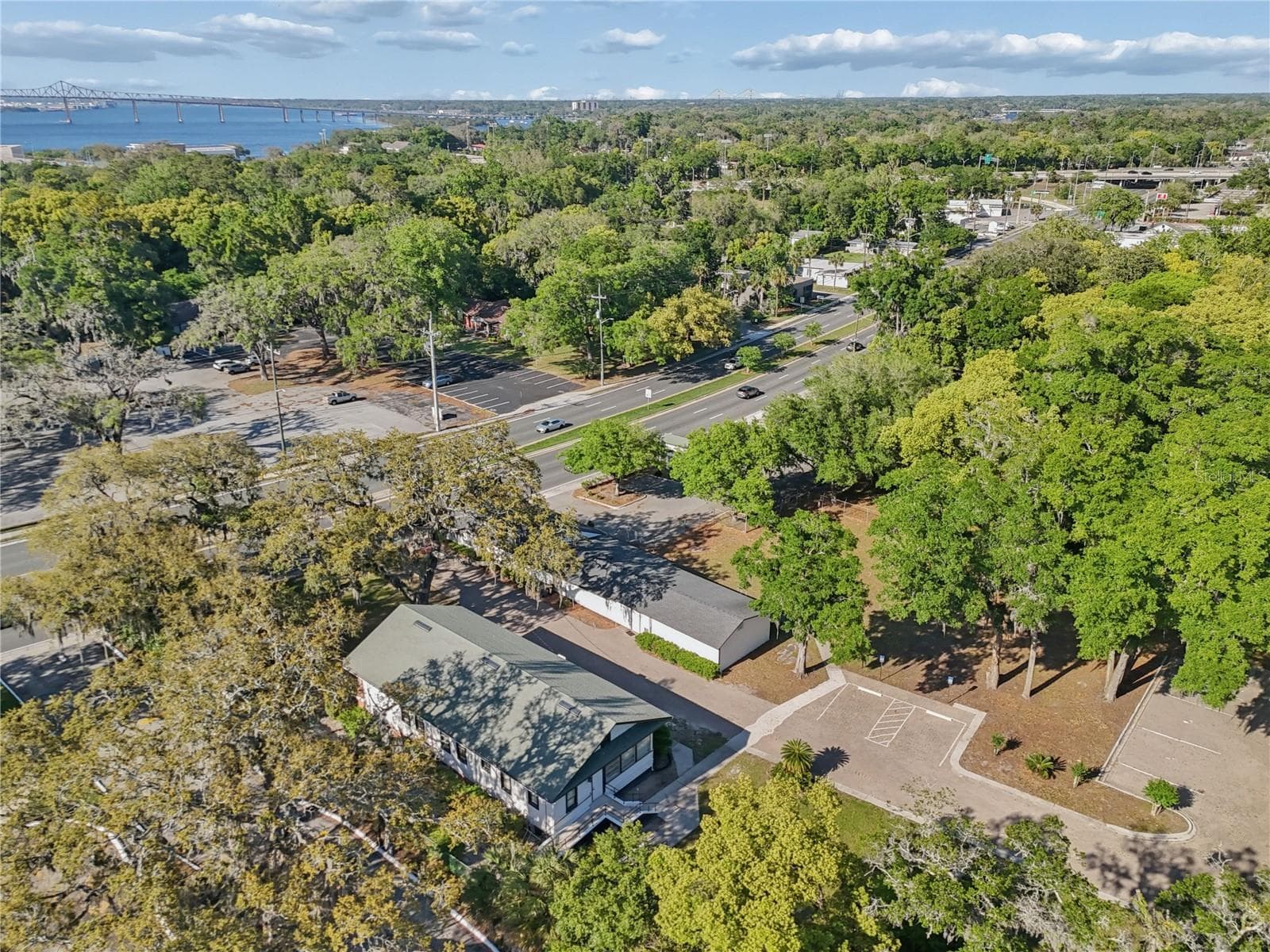 Business at 4004 ATLANTIC BLVD, JACKSONVILLE, photo 13 of 47