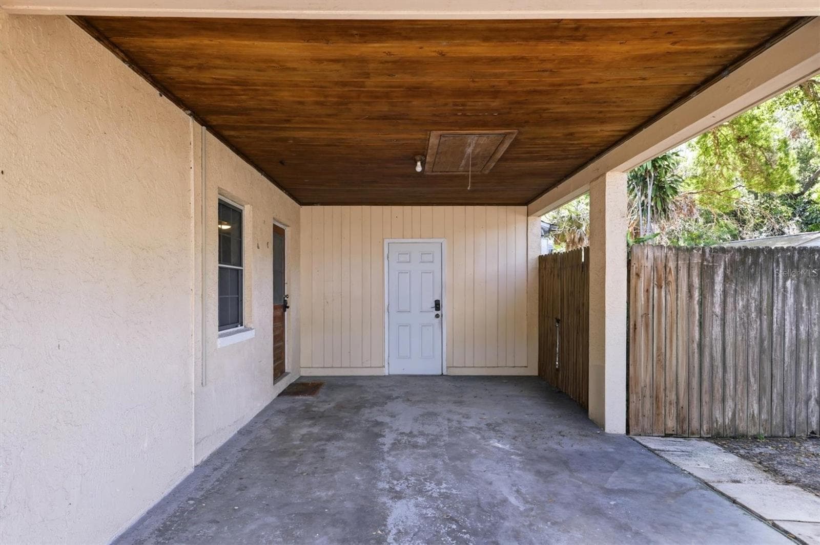 tongue and groove ceiling in carport - 4003 BOOTH PL, SARASOTA