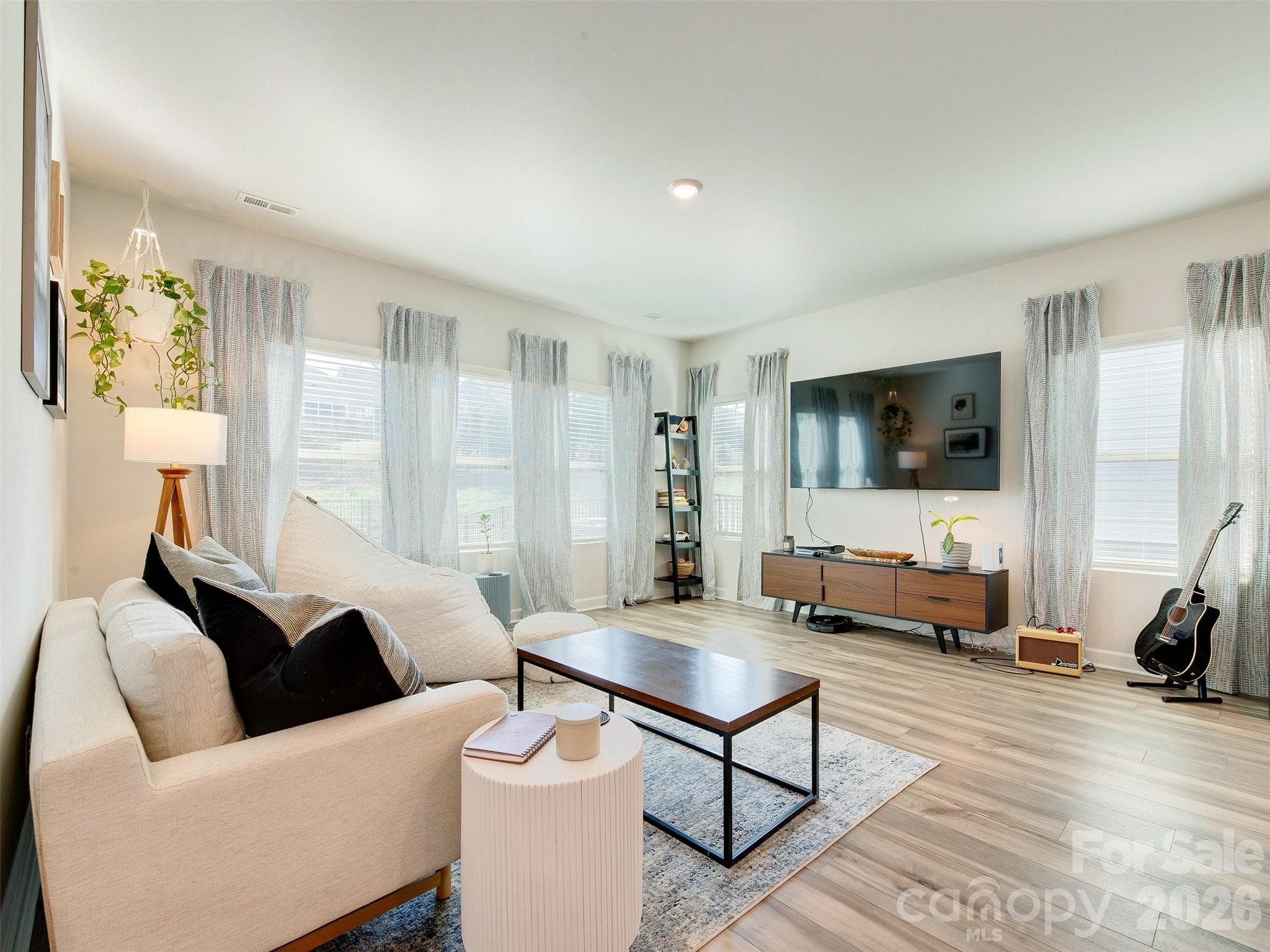 Light-Filled Living Room - Charlotte