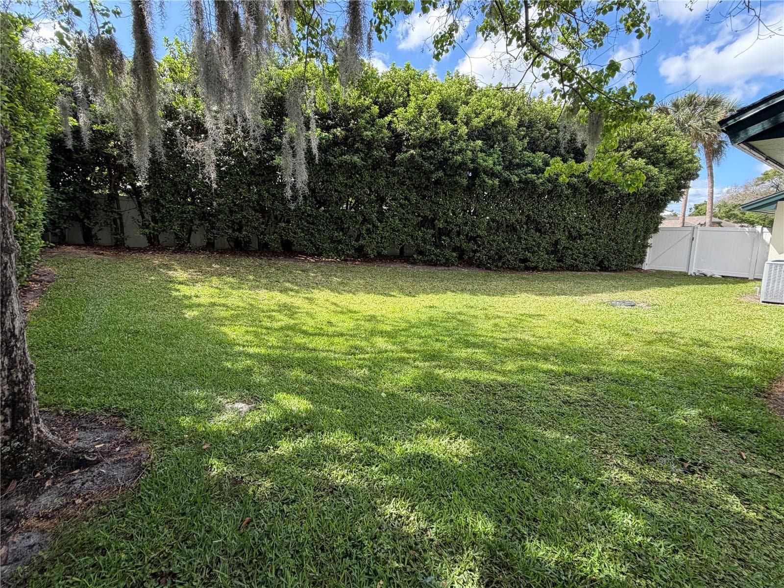 Single Family Residence at 9115 BAY SIDE CT, ORLANDO, photo 28 of 56