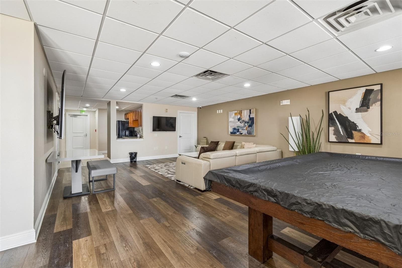 Condominium at 628 CLEVELAND ST #904, CLEARWATER, photo 38 of 49