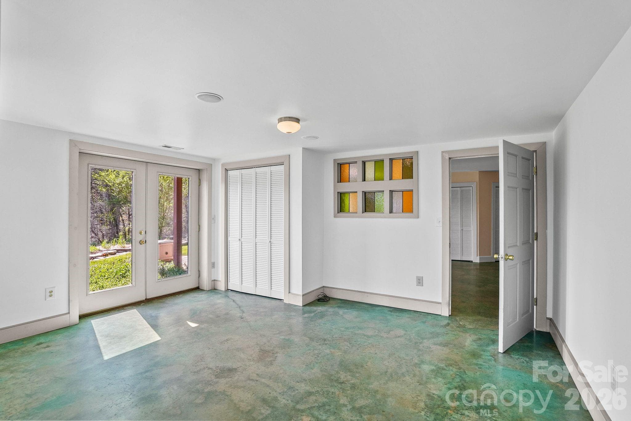 Single Family Residence at 310 Burr Ridge, Marshall, photo 24 of 48