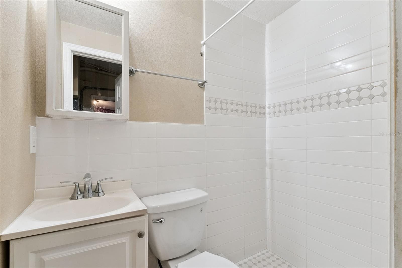 Bathroom 3 - 6204 OAKCREST CIR, ORLANDO