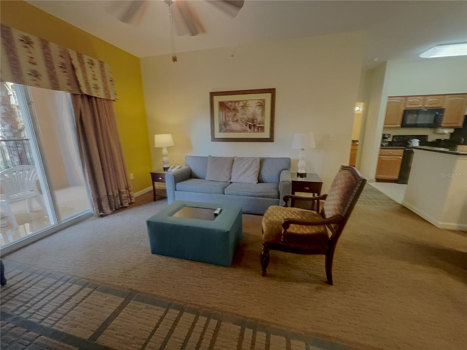 living room - 8125 RESORT VILLAGE DR #5304, ORLANDO