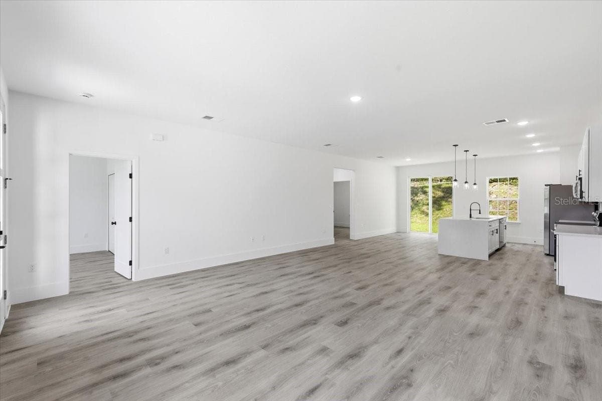 Single Family Residence at 2670 W FAIRWAY LOOP, CITRUS SPRINGS, photo 3 of 18