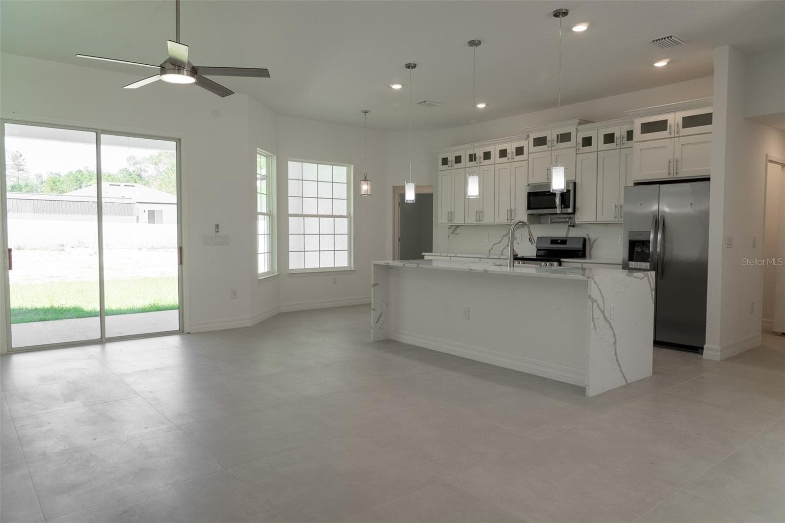 Single Family Residence at 16559 SW 48TH TER, OCALA, photo 4 of 35