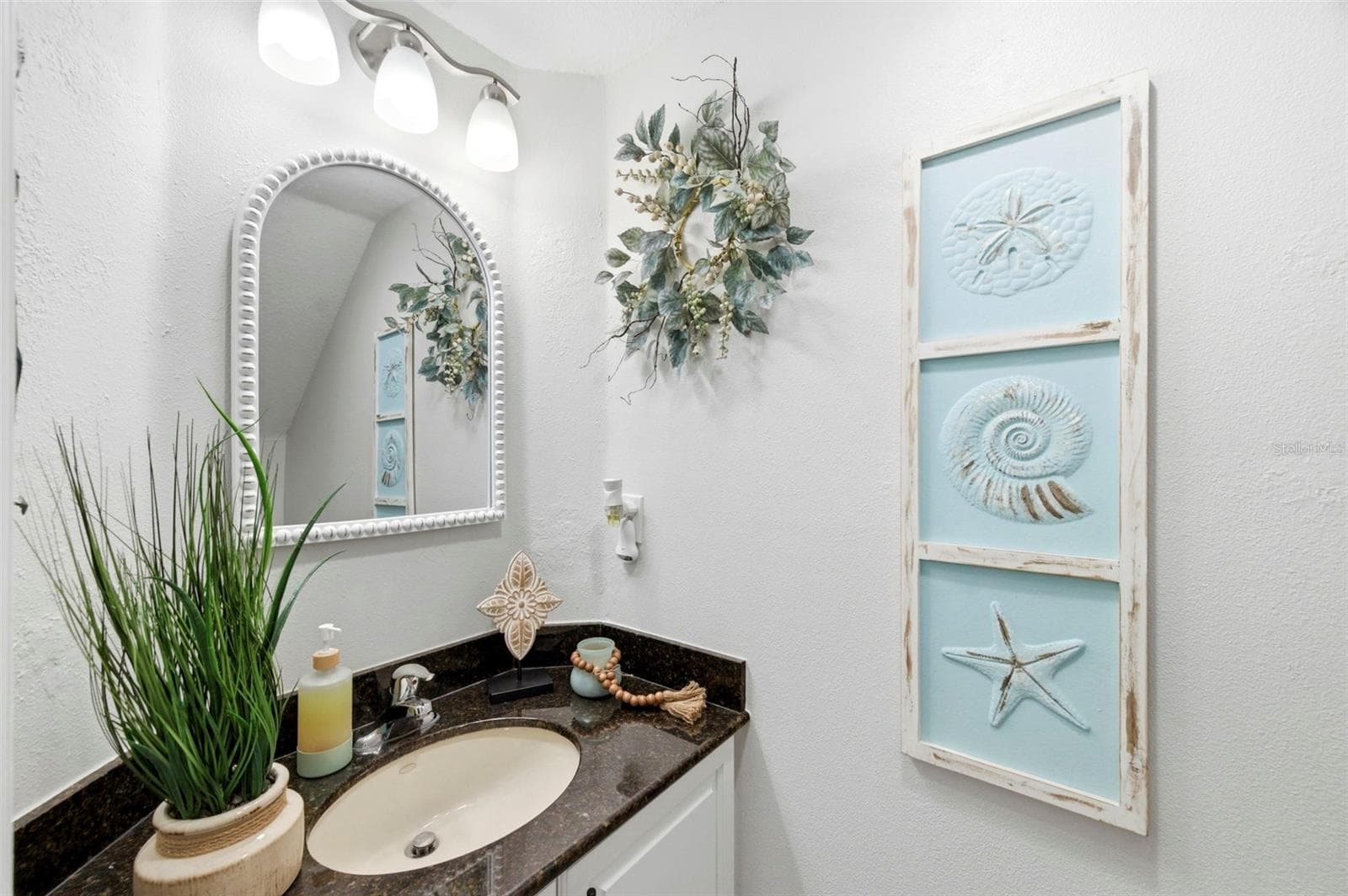 Townhouse at 2670 TANGLEWOOD TRL, PALM HARBOR, photo 24 of 59