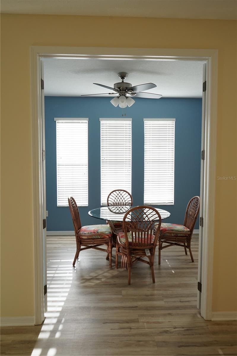 dining or office - 201 SUNSET CREST CT, APOLLO BEACH