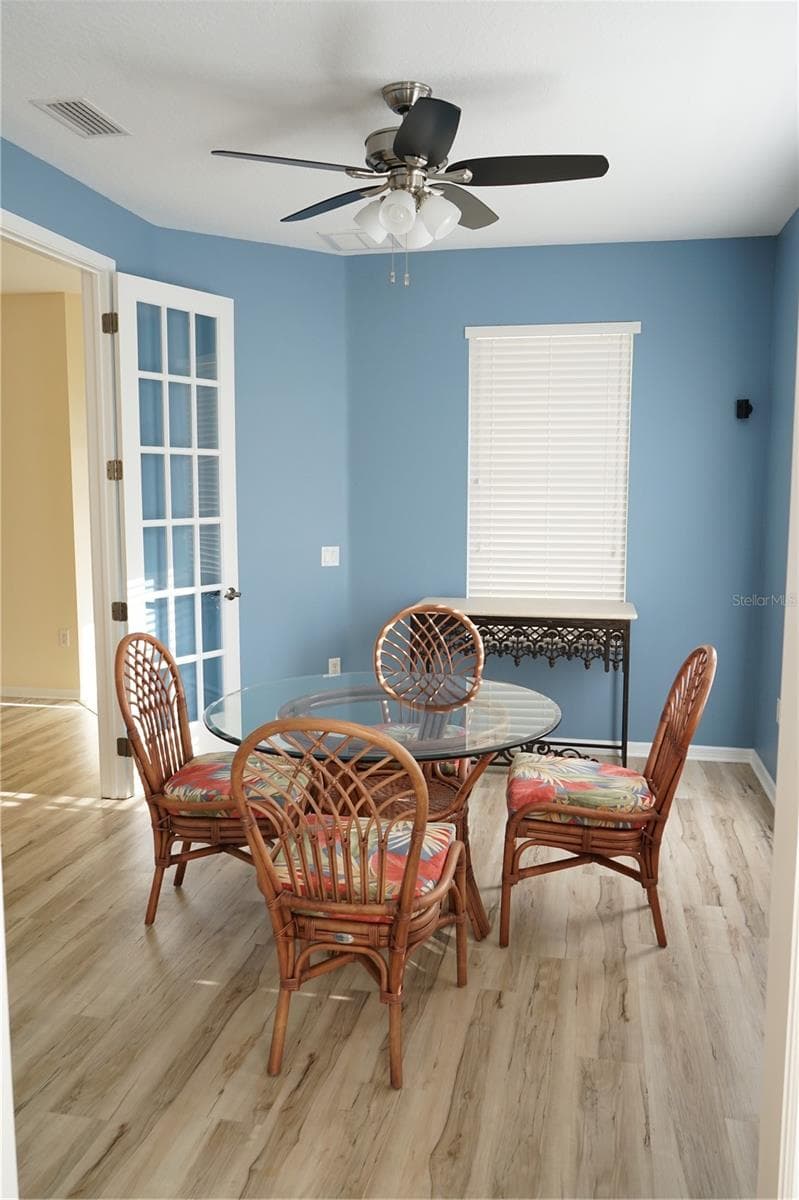 dining or office - 201 SUNSET CREST CT, APOLLO BEACH