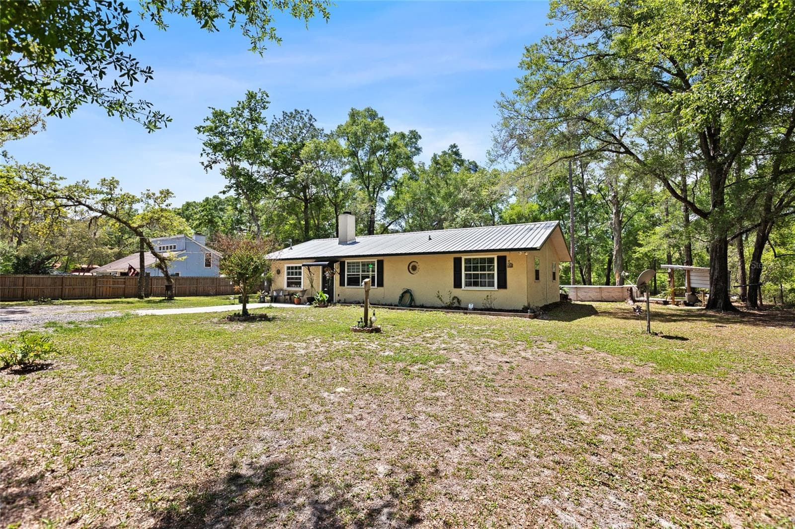 Single Family Residence at 5420 E GWENDOLYN PATH, INVERNESS, photo 3 of 42