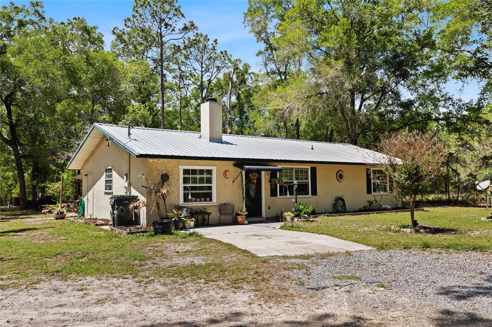 Single Family Residence at 5420 E GWENDOLYN PATH, INVERNESS, photo 4 of 42