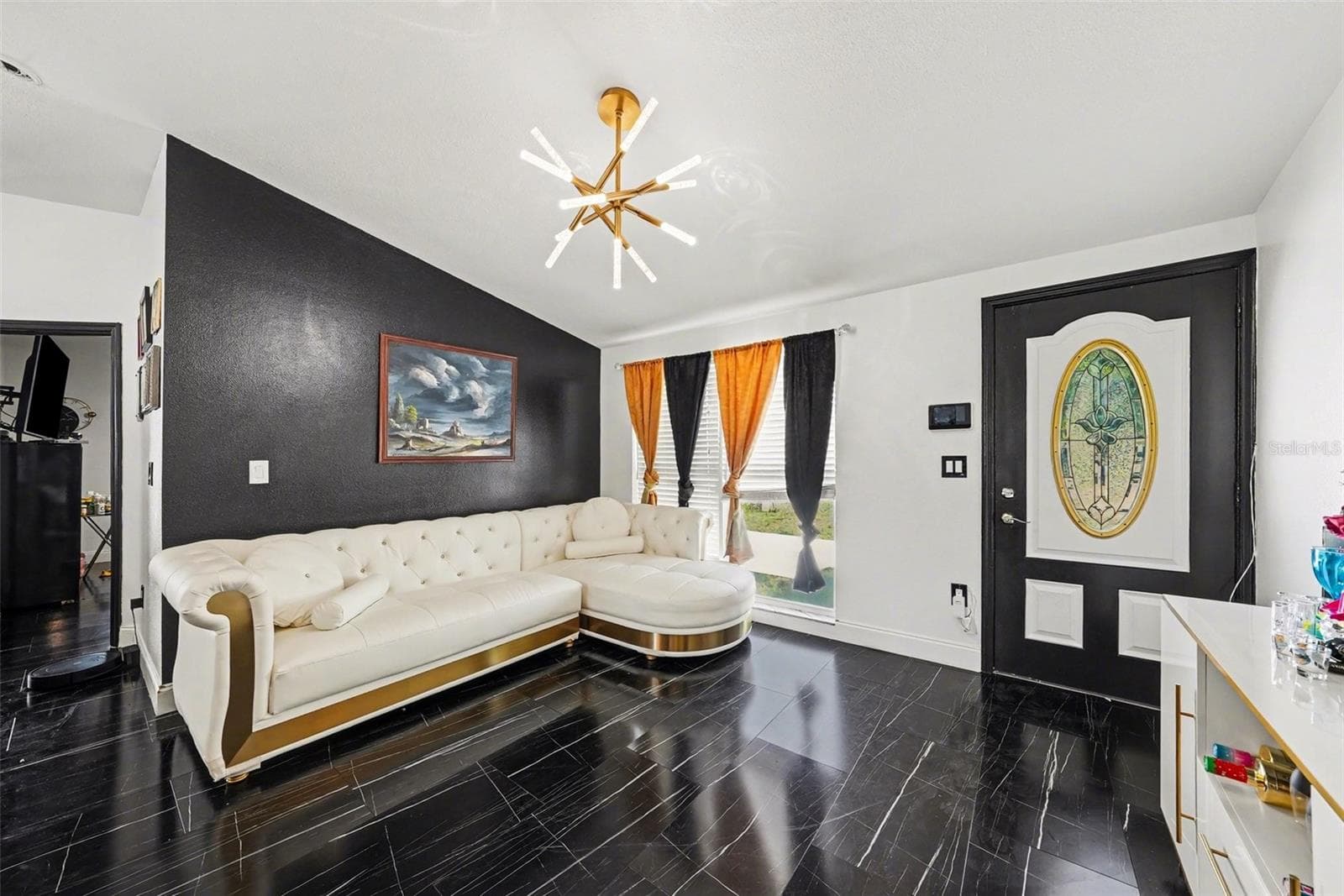 Single Family Residence at 10119 CHIMNEY HILL CT, TAMPA, photo 3 of 34