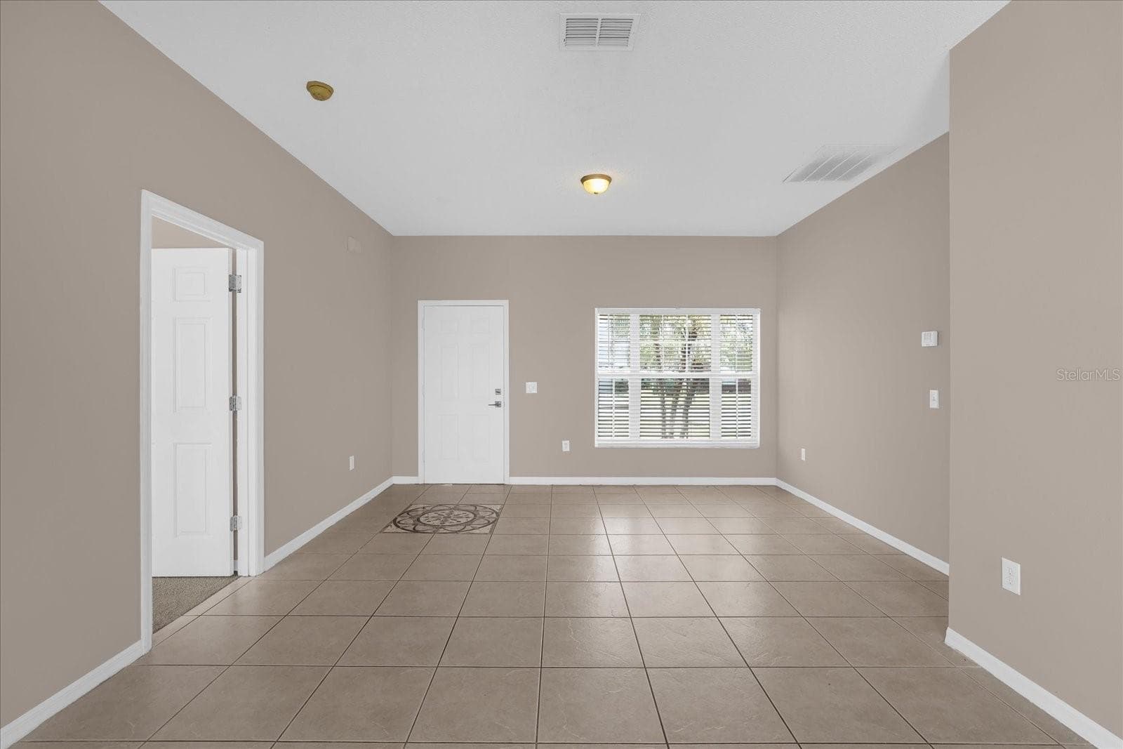Living-Dining Room - 29 ANDORA CT, KISSIMMEE