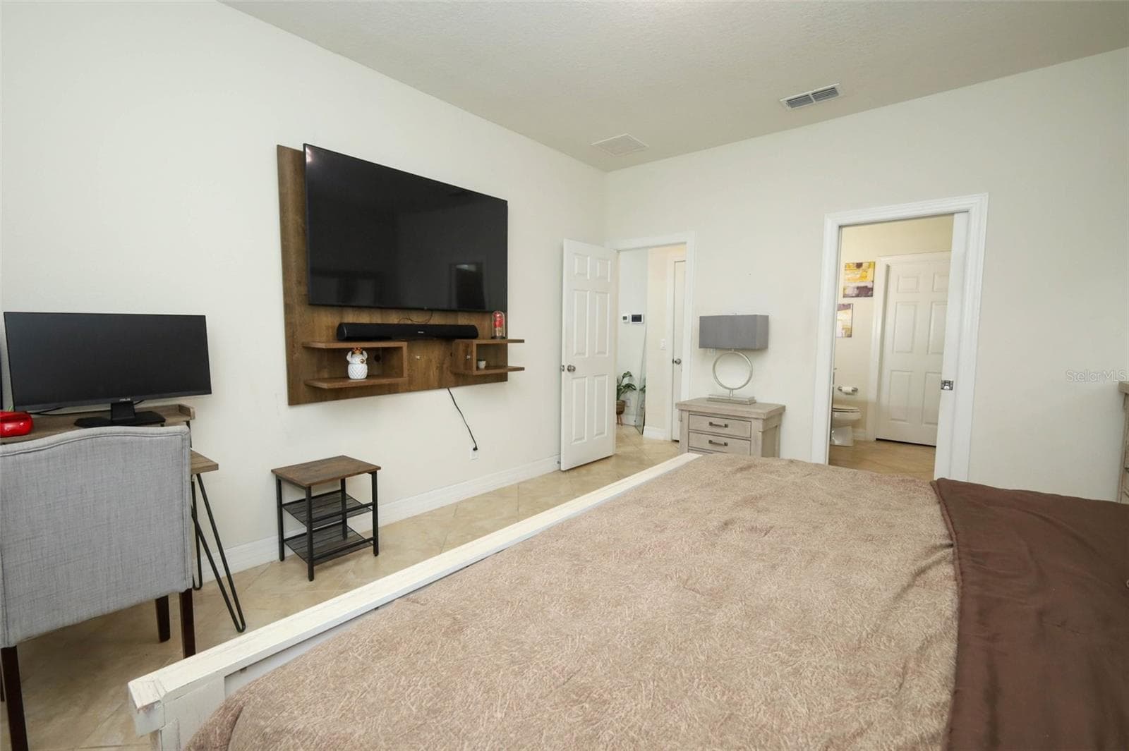 Single Family Residence at 2190 BUR OAK BLVD, ST CLOUD, photo 16 of 56