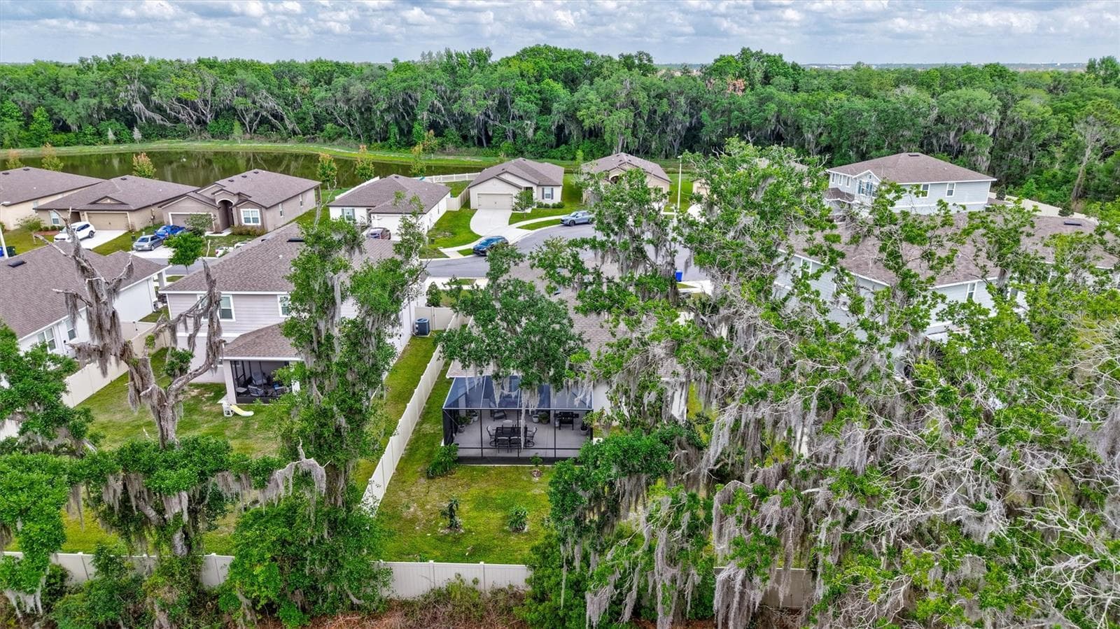 Single Family Residence at 6339 DOLOSTONE DR, LAKELAND, photo 43 of 46