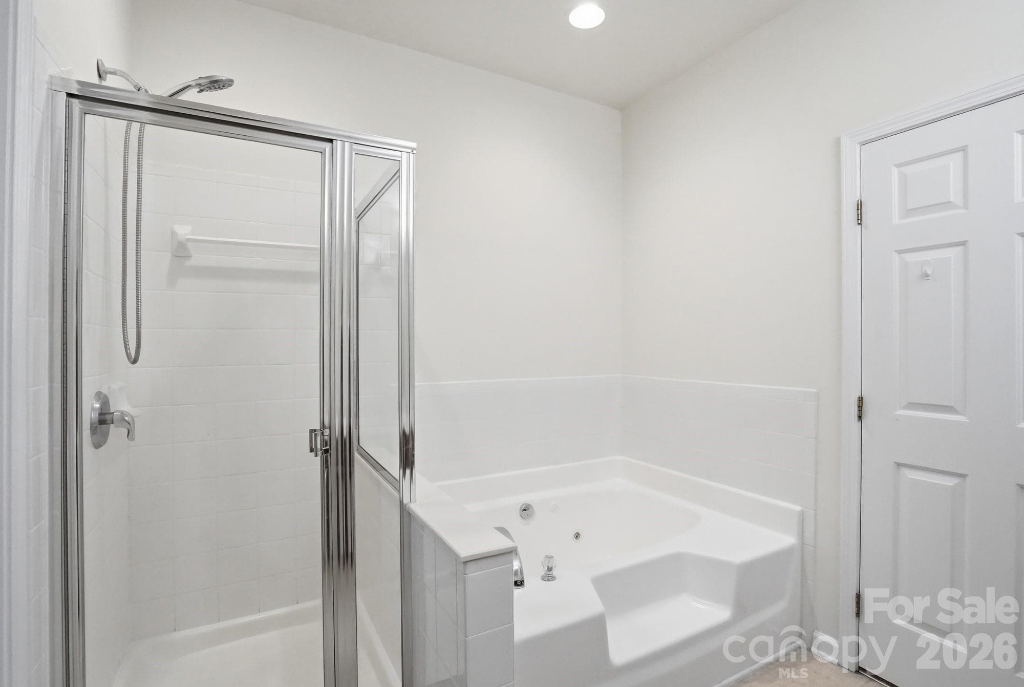 Primary Shower & Soaking tub - 225 Horizon Circle, Rock Hill
