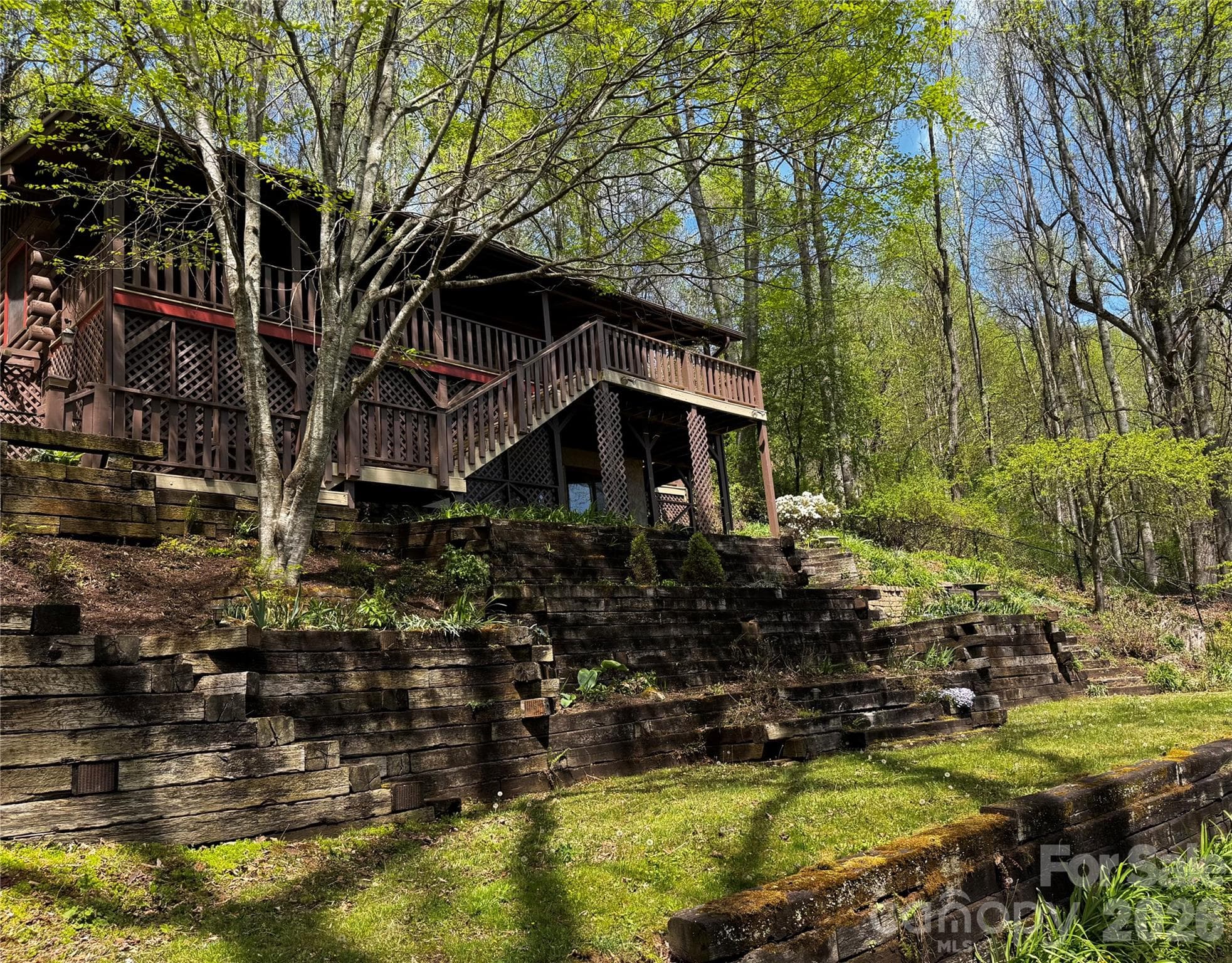 Single Family Residence at Waynesville, photo 2 of 39
