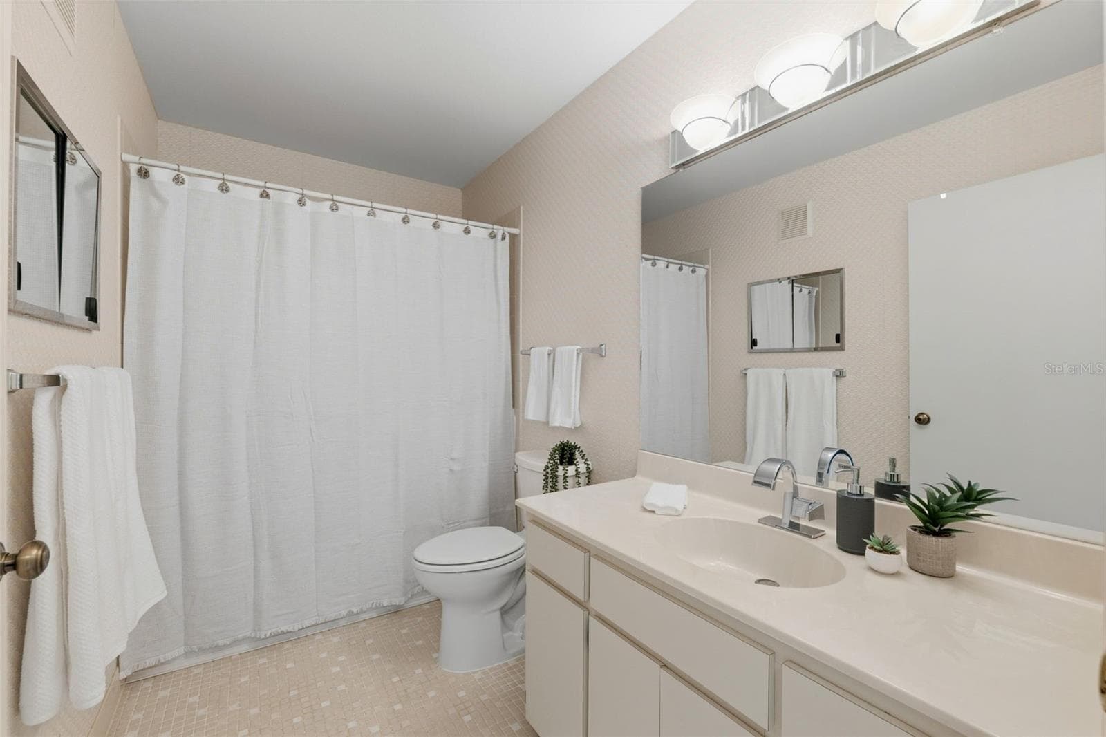 Condominium at 2192 SWEDISH DR #26, CLEARWATER, photo 18 of 30